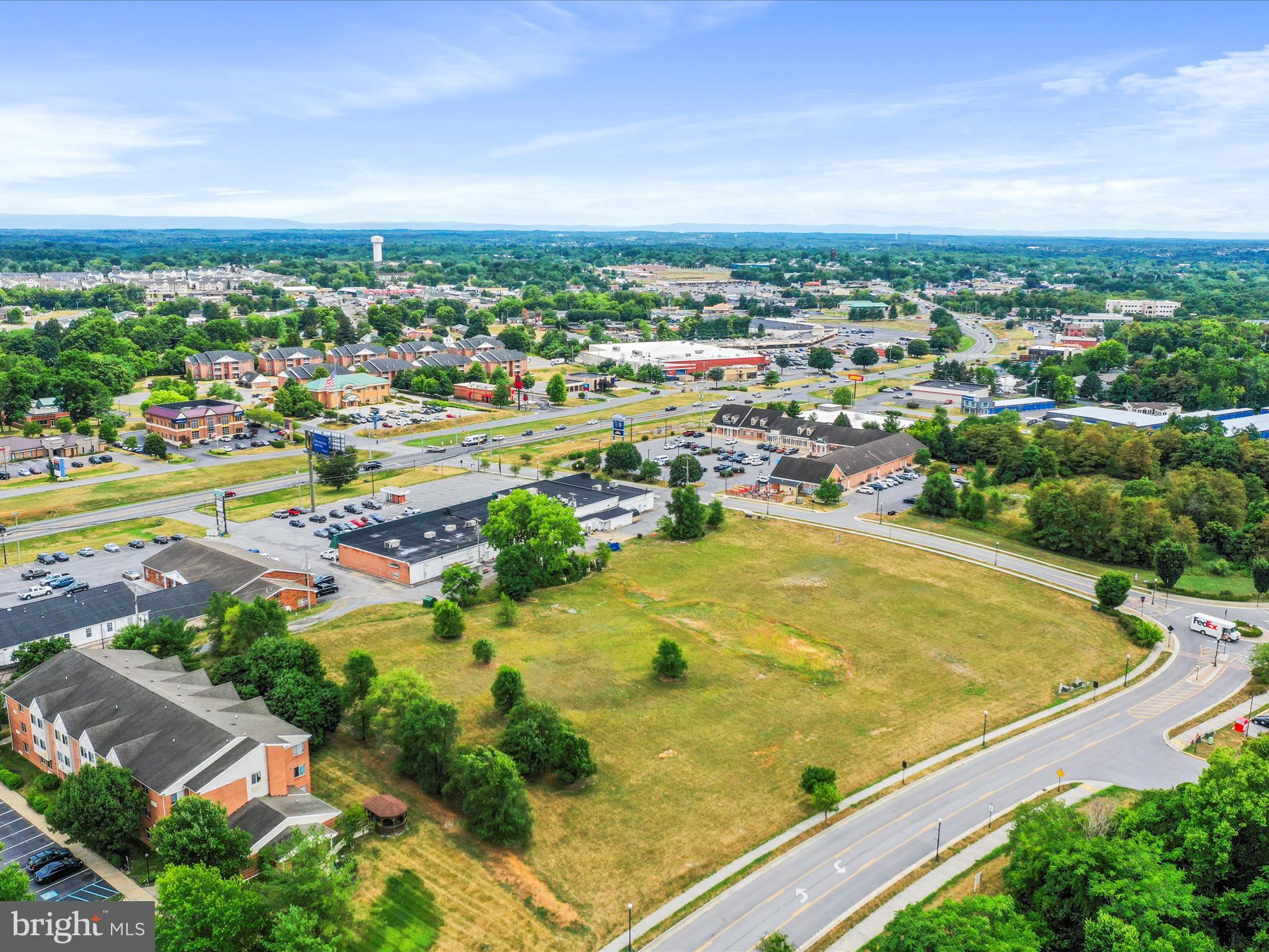 MARTINSBURG CITY - Land