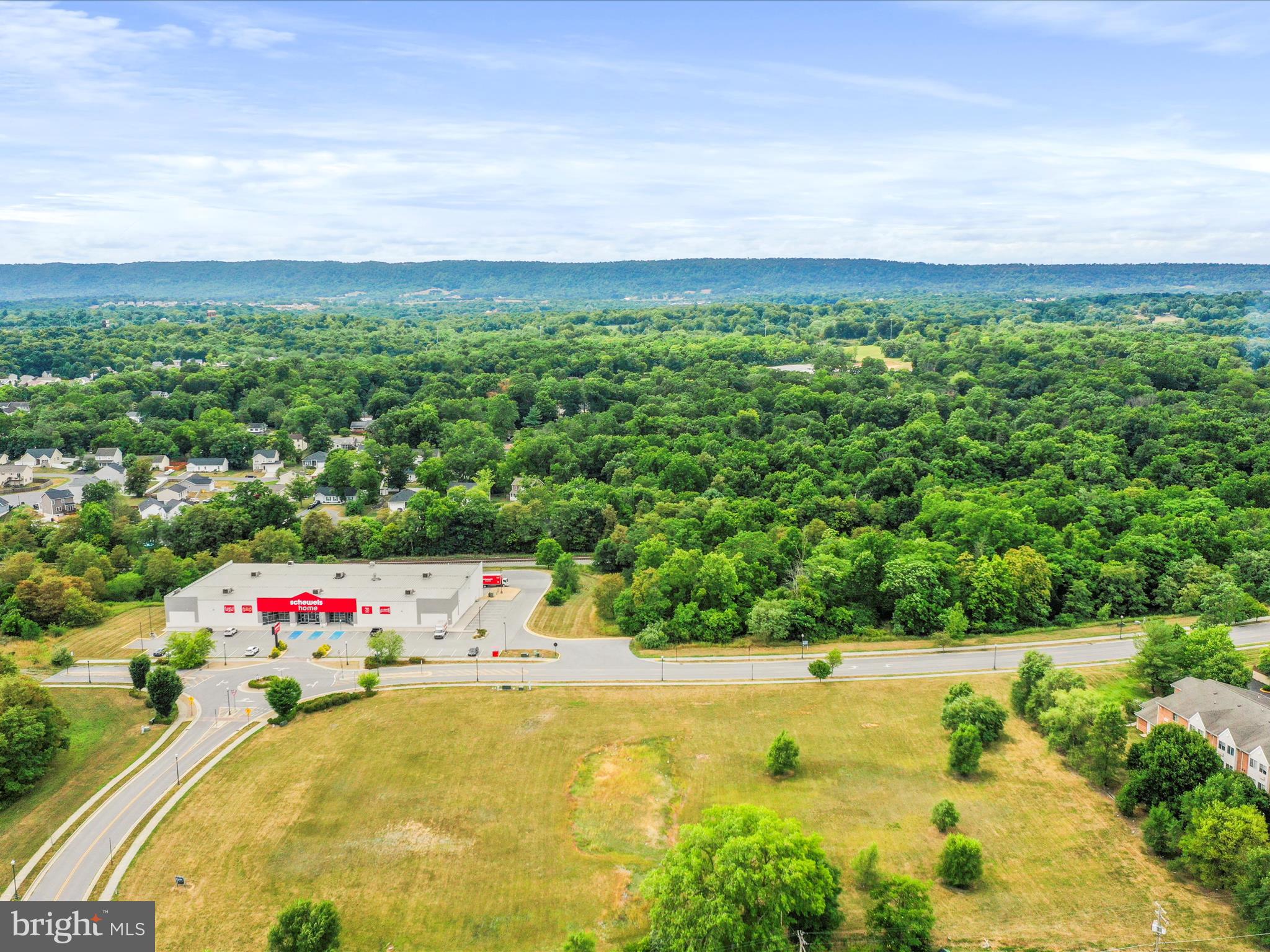 MARTINSBURG CITY - Land