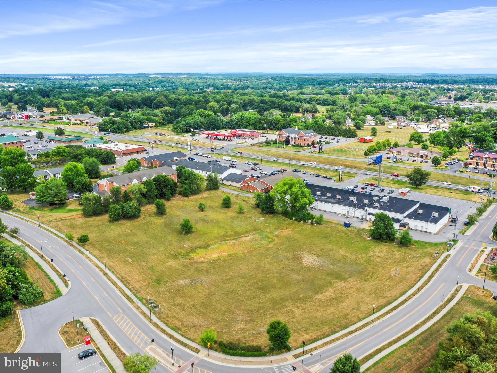 MARTINSBURG CITY - Land