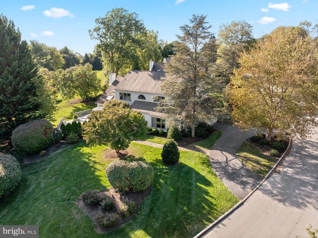 Photo of 429 Inveraray Road, VILLANOVA, PA 19085 (MLS # PADE2100820)