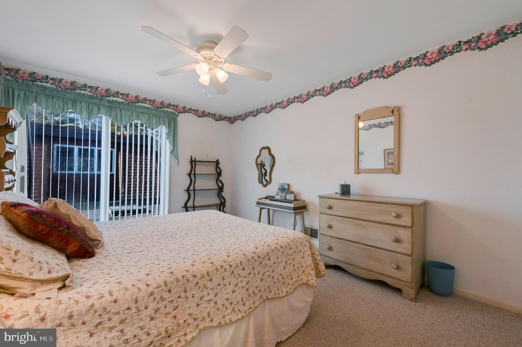 WHITEHALL BEACH - Residential