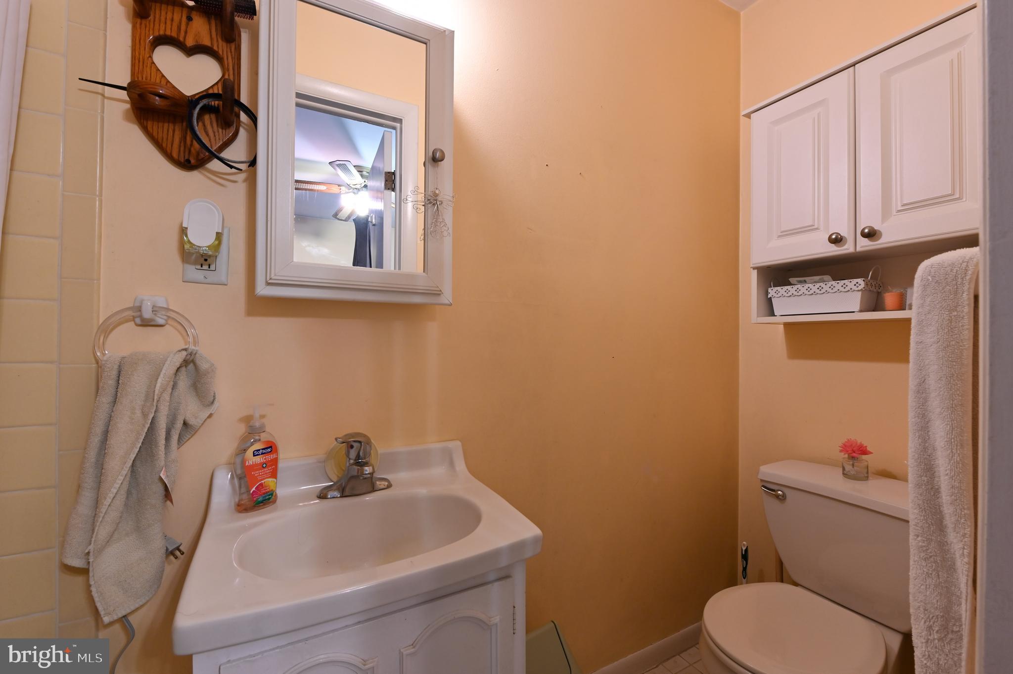 WHITEHALL BEACH - Residential