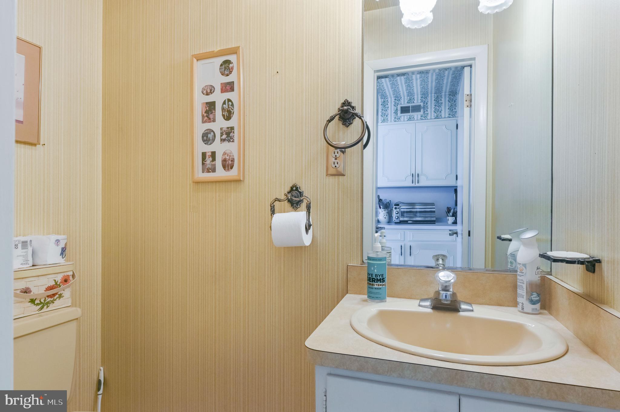 WHITEHALL BEACH - Residential