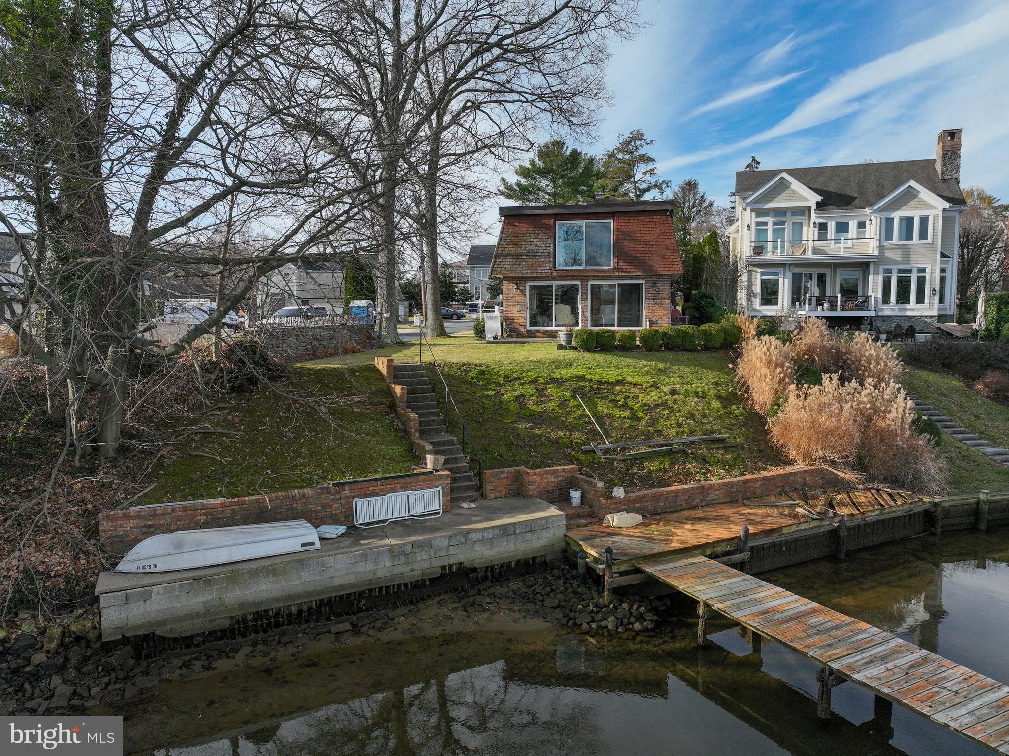 WHITEHALL BEACH - Residential