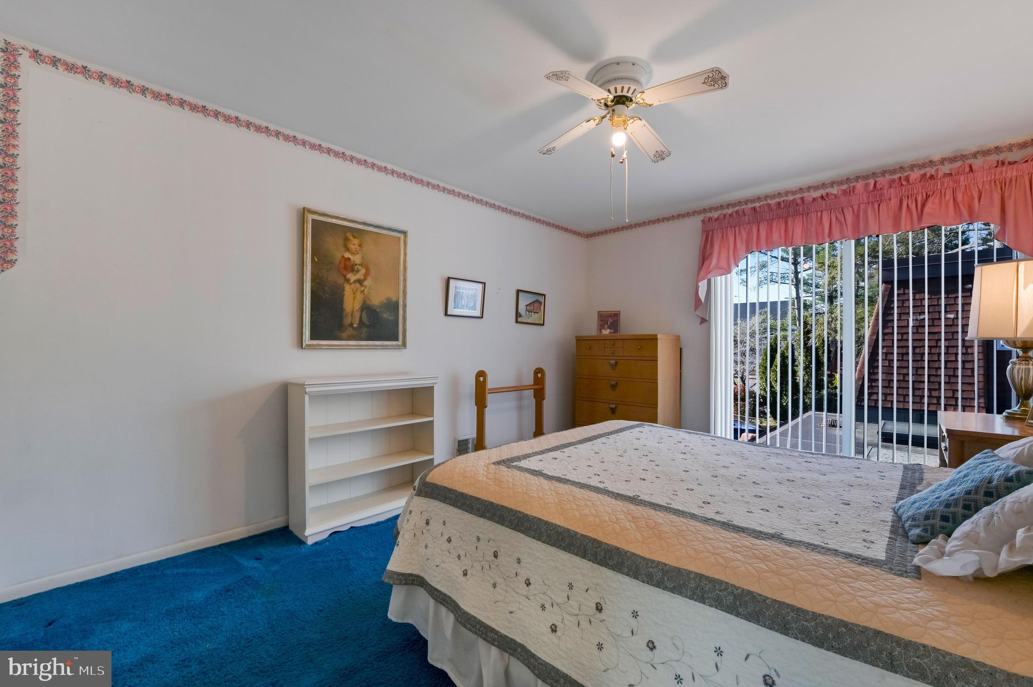 WHITEHALL BEACH - Residential