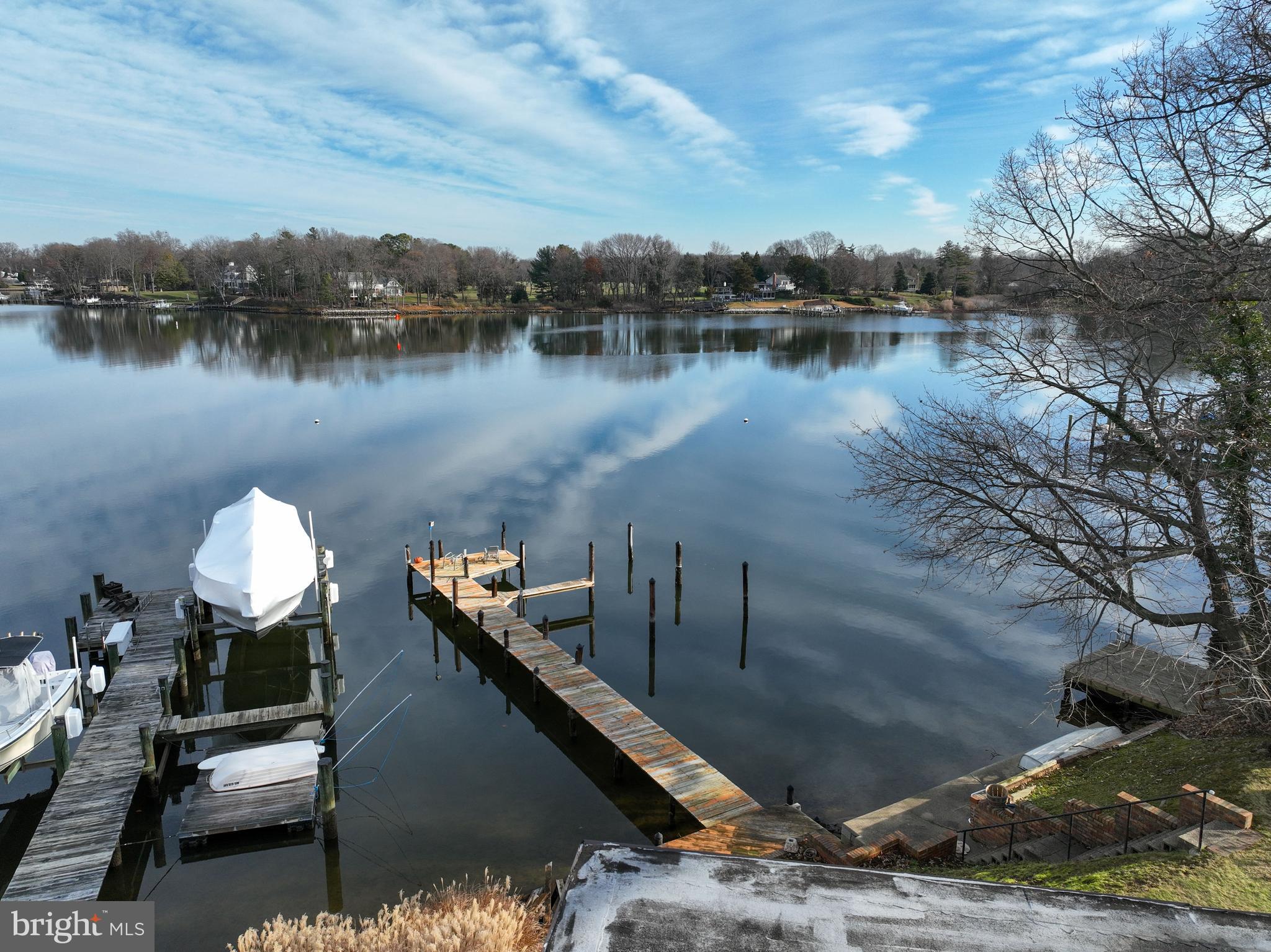 WHITEHALL BEACH - Residential