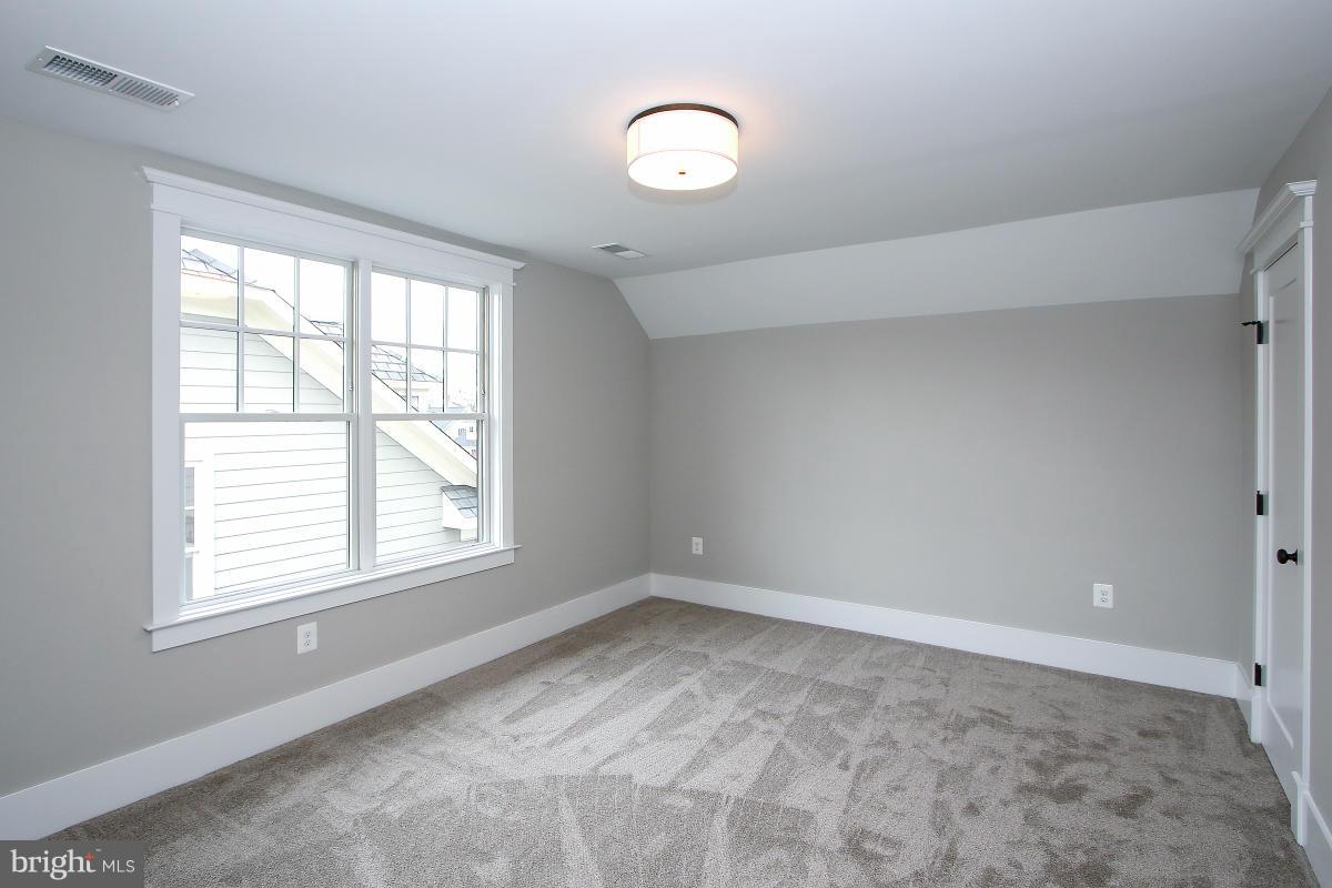 GLENBROOK VILLAGE - Residential