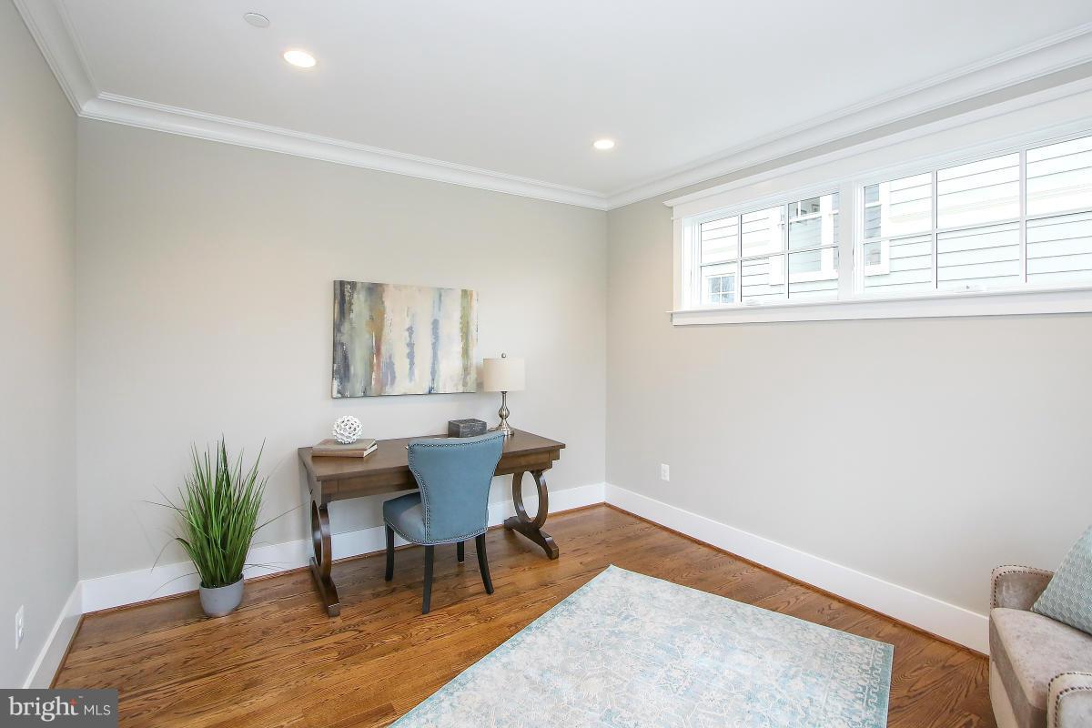 GLENBROOK VILLAGE - Residential