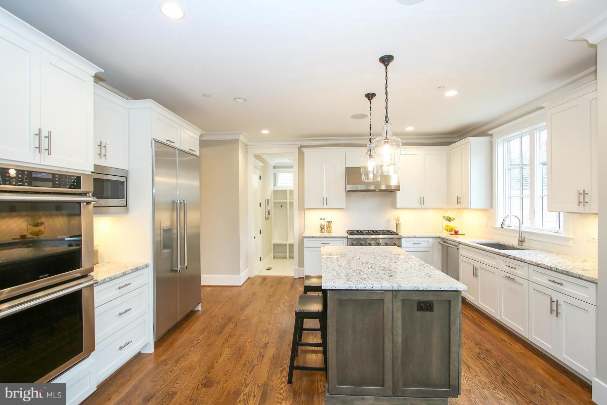 GLENBROOK VILLAGE - Residential