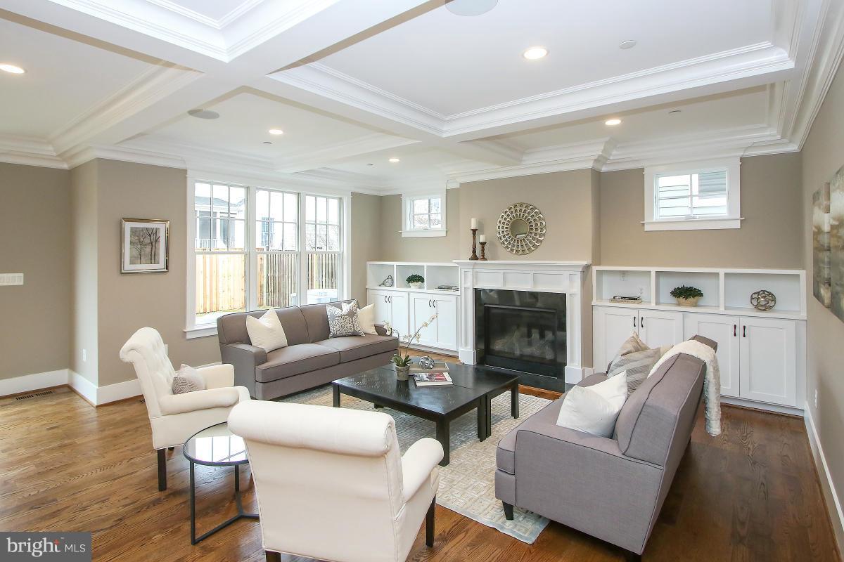 GLENBROOK VILLAGE - Residential