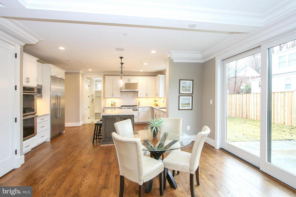 GLENBROOK VILLAGE - Residential