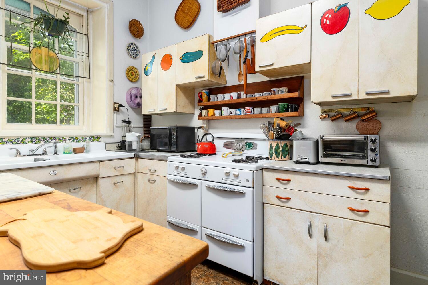 GERMANTOWN - Residential