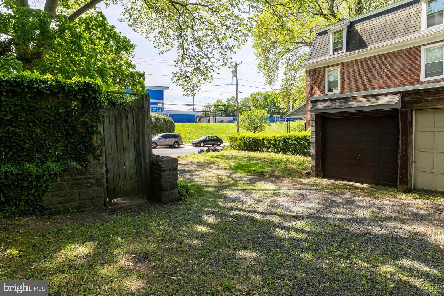 GERMANTOWN - Residential