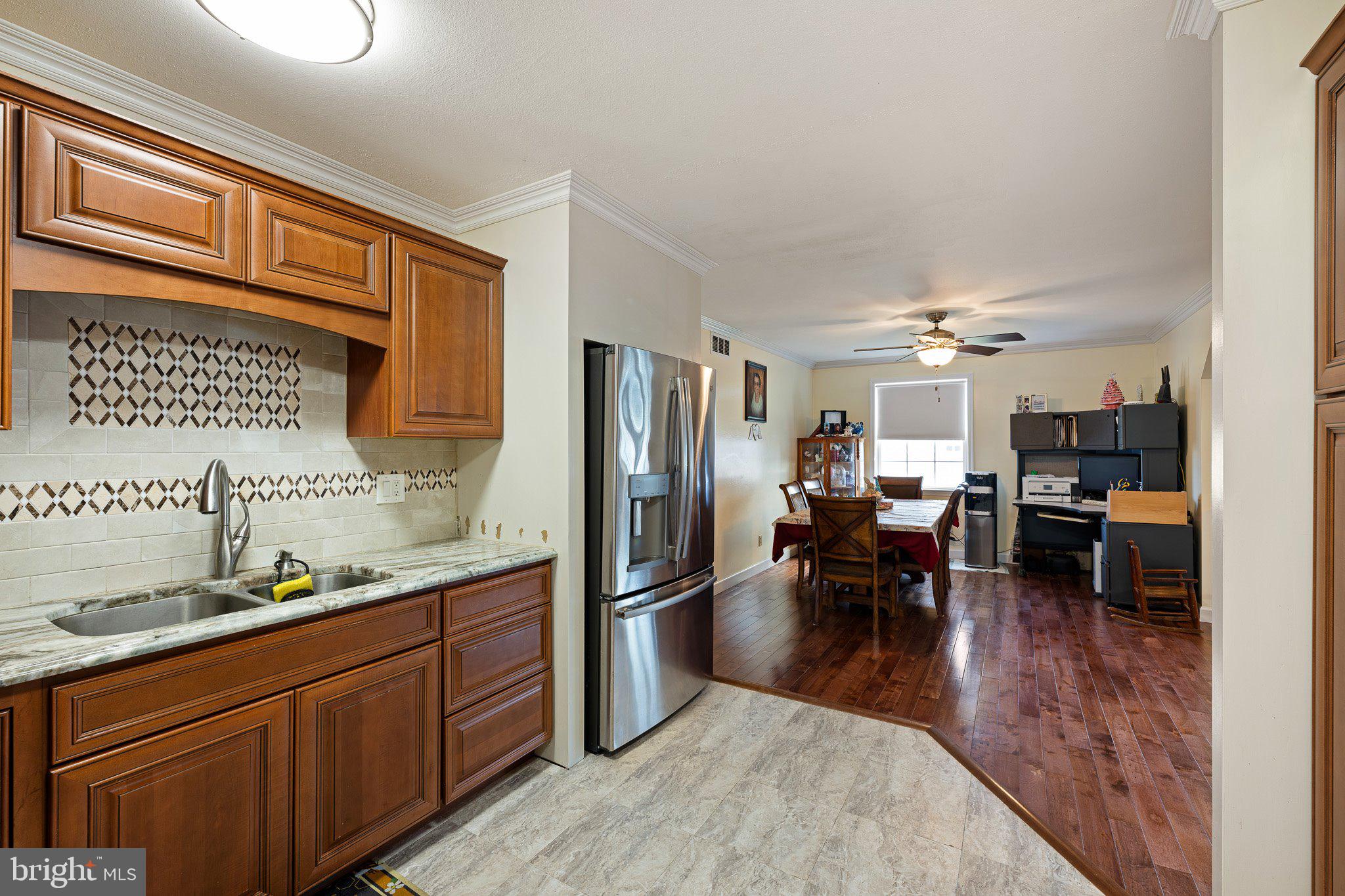 885 DOVER LEIPSIC ROAD