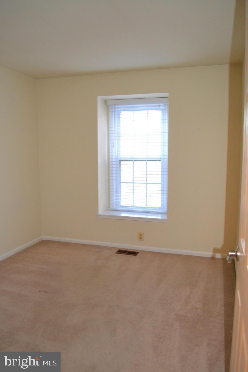 HUNTER VILLAGE - Residential Lease