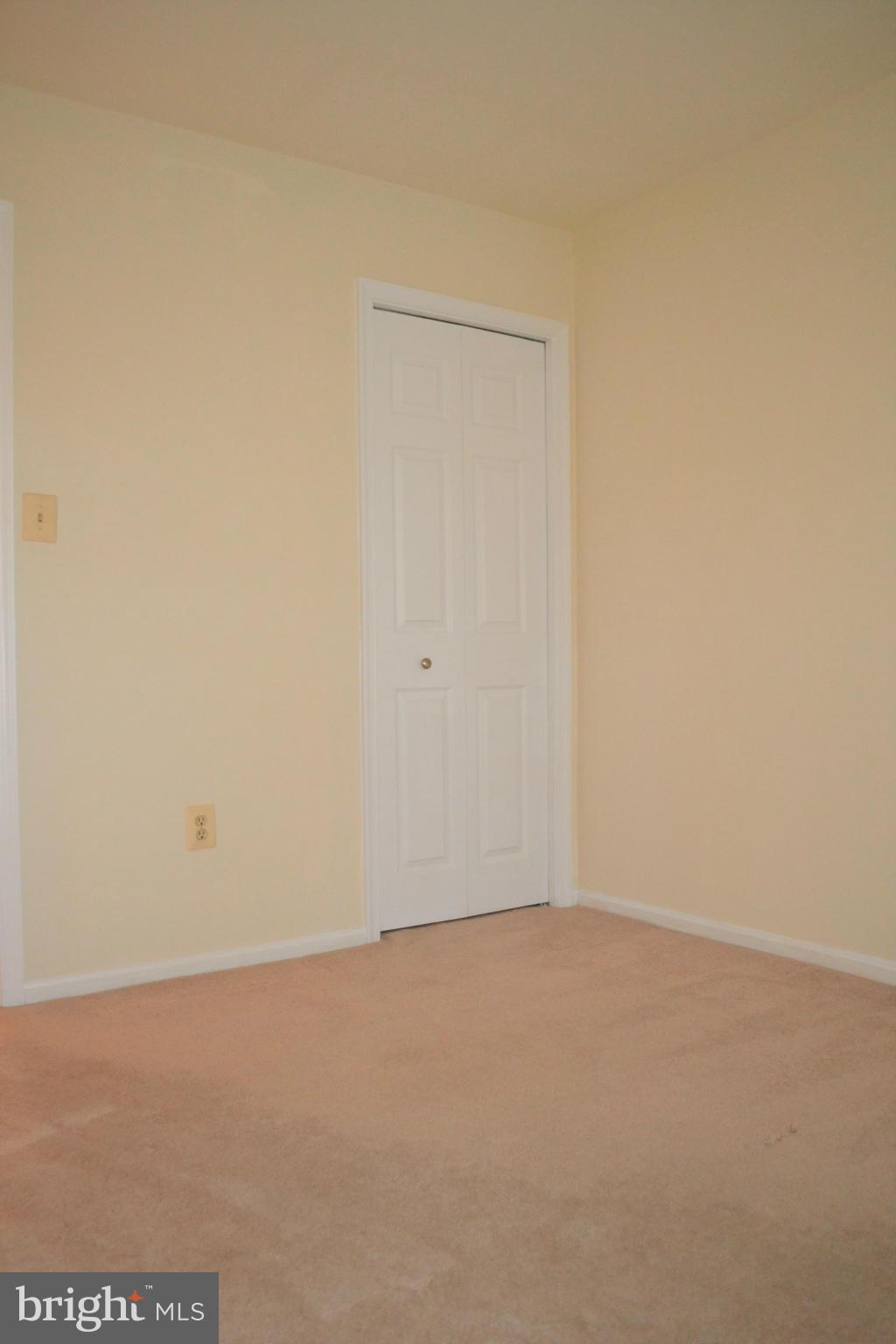 HUNTER VILLAGE - Residential Lease