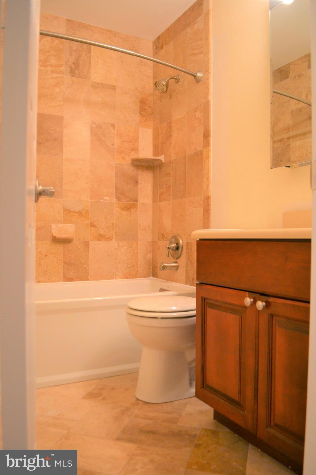 HUNTER VILLAGE - Residential Lease