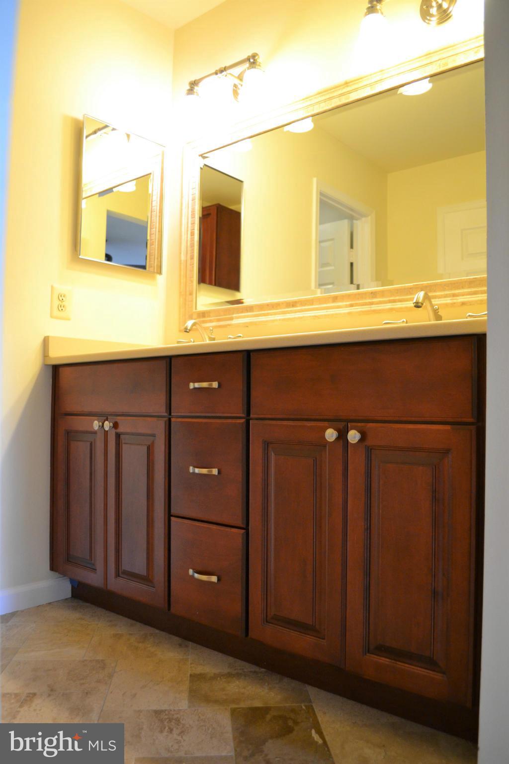 HUNTER VILLAGE - Residential Lease