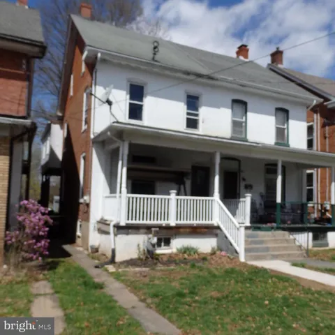 517 W 5th Street, Pennsburg, PA 18073 - MLS#: PAMC2130300