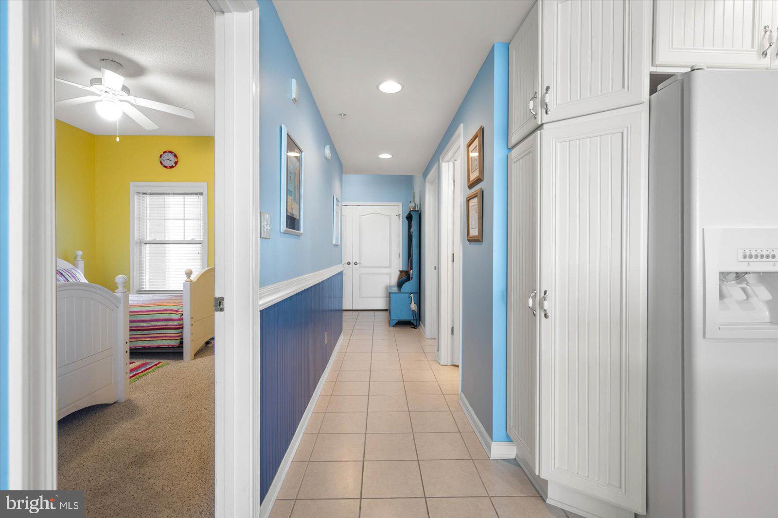 HARBOUR LIGHT CONDOS - Residential