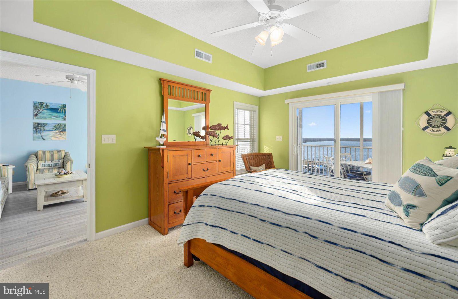 HARBOUR LIGHT CONDOS - Residential