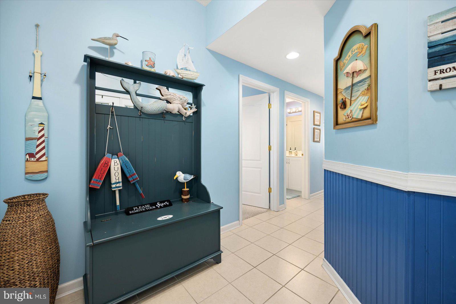 HARBOUR LIGHT CONDOS - Residential