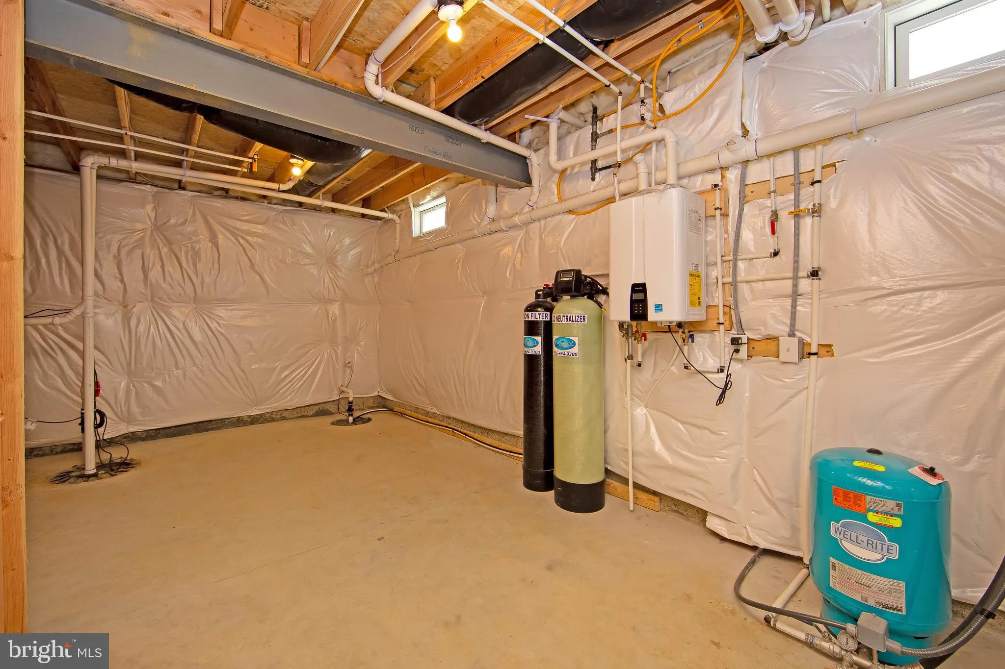 Monroeville, New Jersey 08343, United States, 5 Bedrooms Bedrooms, ,4 BathroomsBathrooms,Residential,Active,98375