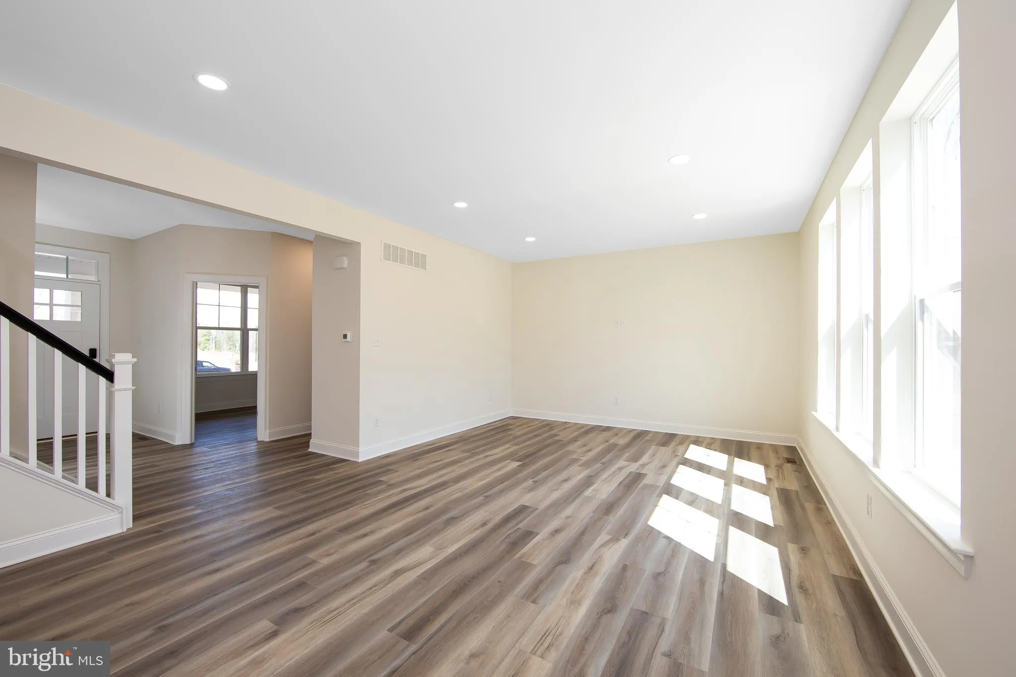 Monroeville, New Jersey 08343, United States, 5 Bedrooms Bedrooms, ,4 BathroomsBathrooms,Residential,Active,98375