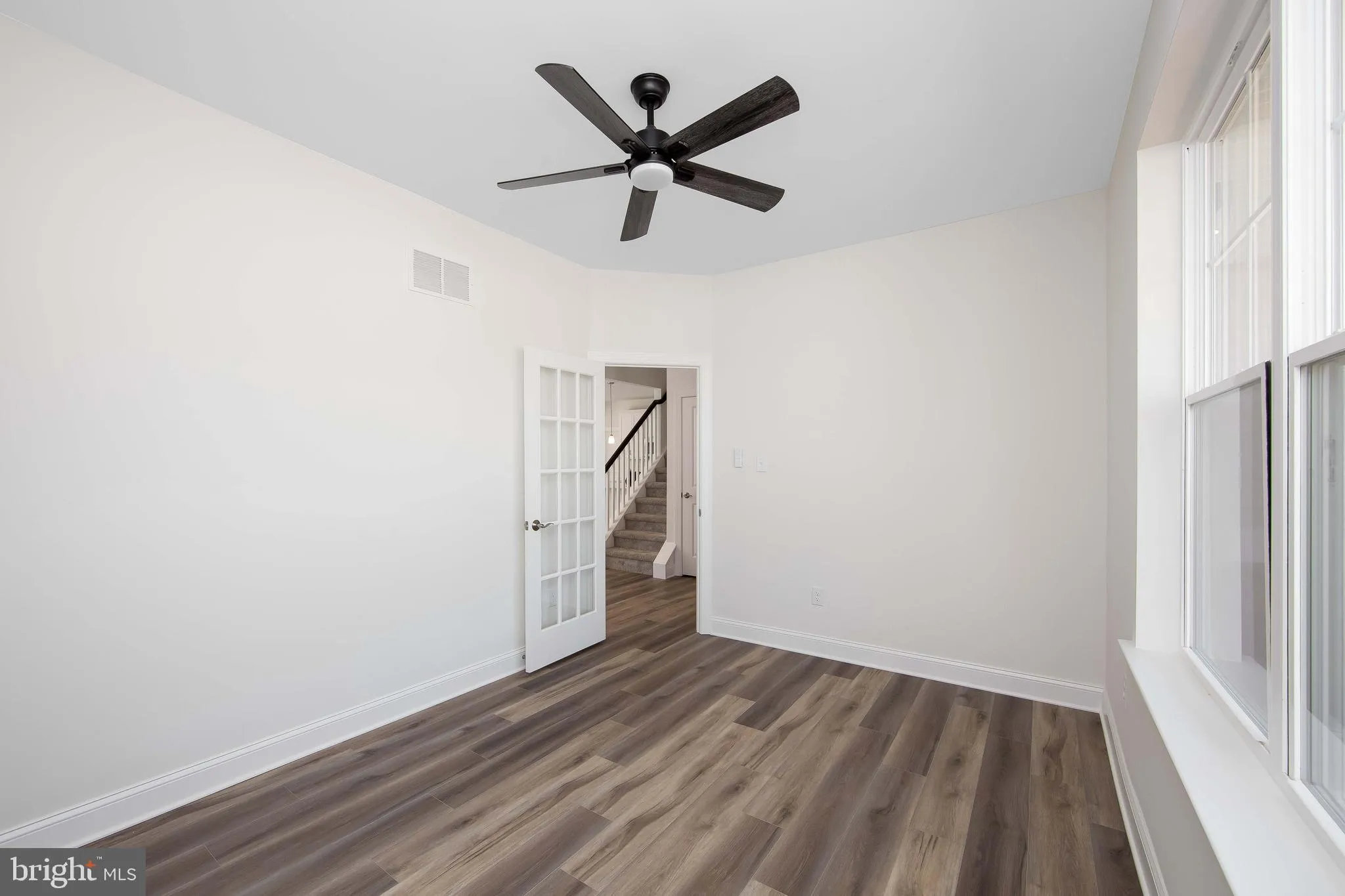 Monroeville, New Jersey 08343, United States, 5 Bedrooms Bedrooms, ,4 BathroomsBathrooms,Residential,Active,98375