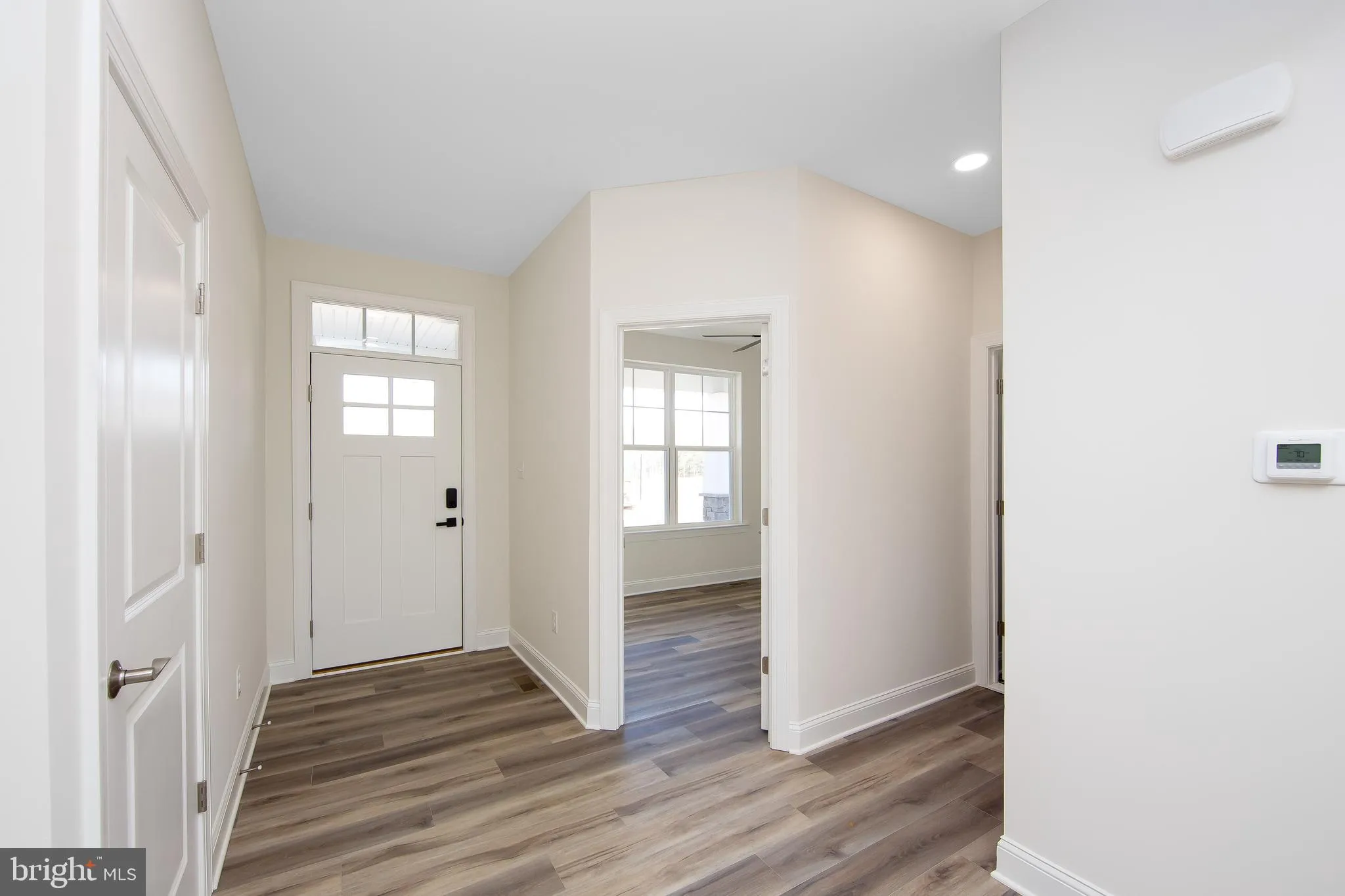 Monroeville, New Jersey 08343, United States, 5 Bedrooms Bedrooms, ,4 BathroomsBathrooms,Residential,Active,98375