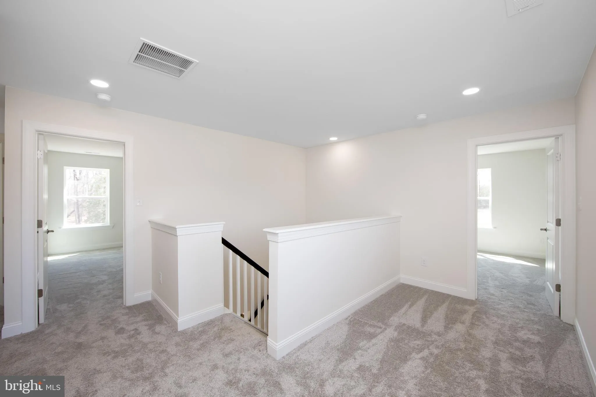 Monroeville, New Jersey 08343, United States, 5 Bedrooms Bedrooms, ,4 BathroomsBathrooms,Residential,Active,98375