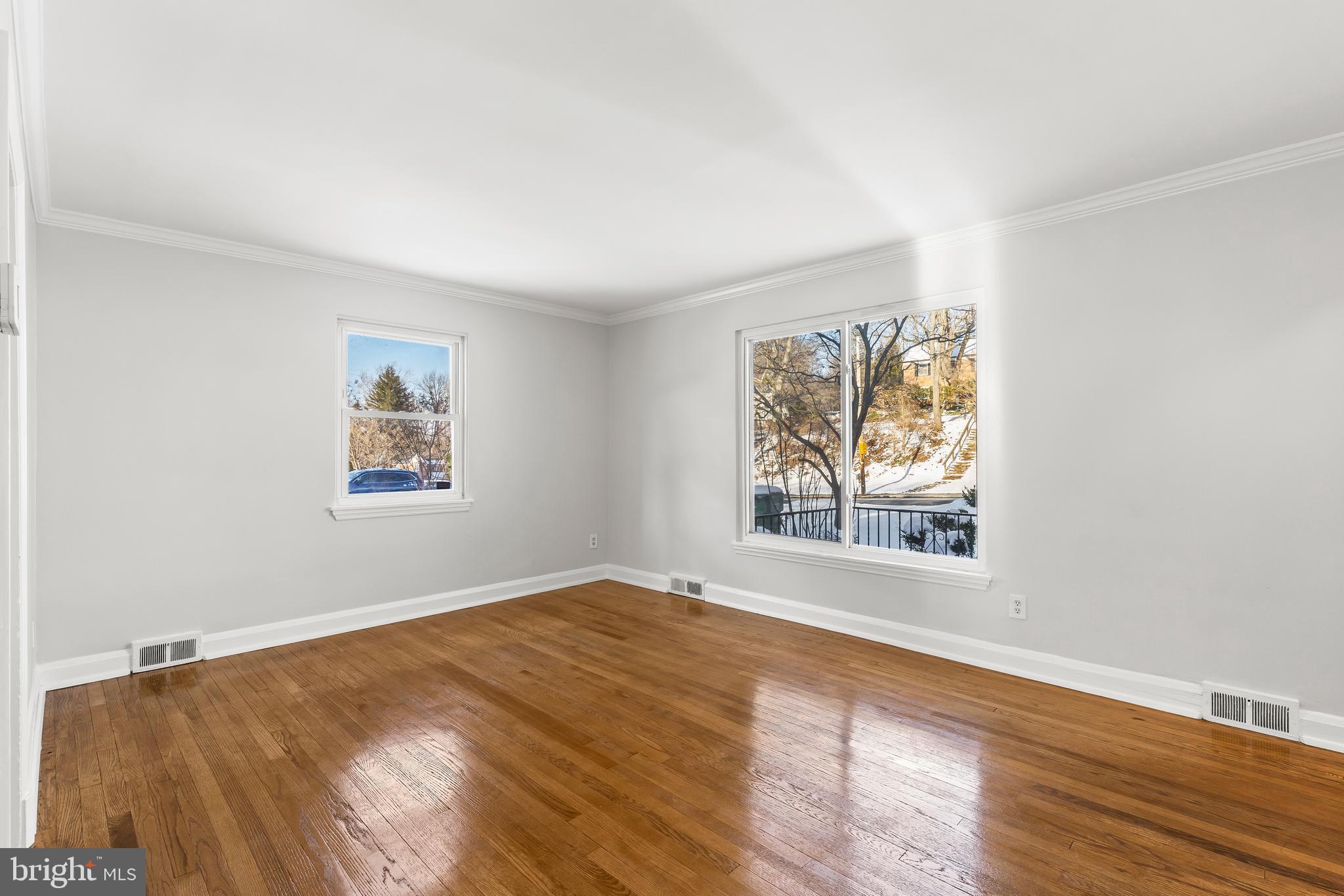 MOUNT WASHINGTON - Residential