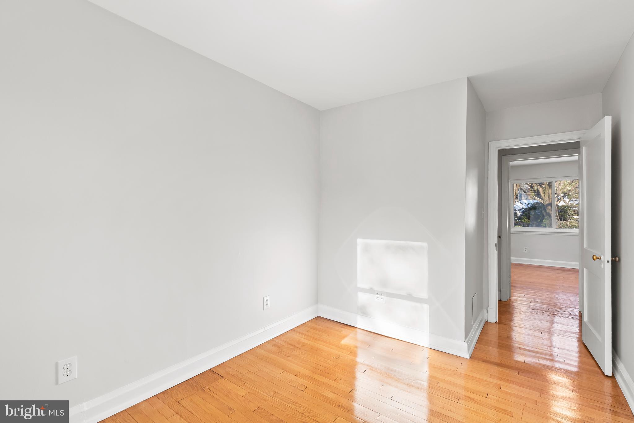 MOUNT WASHINGTON - Residential