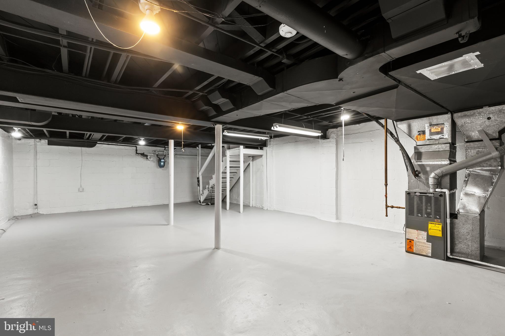 MOUNT WASHINGTON - Residential