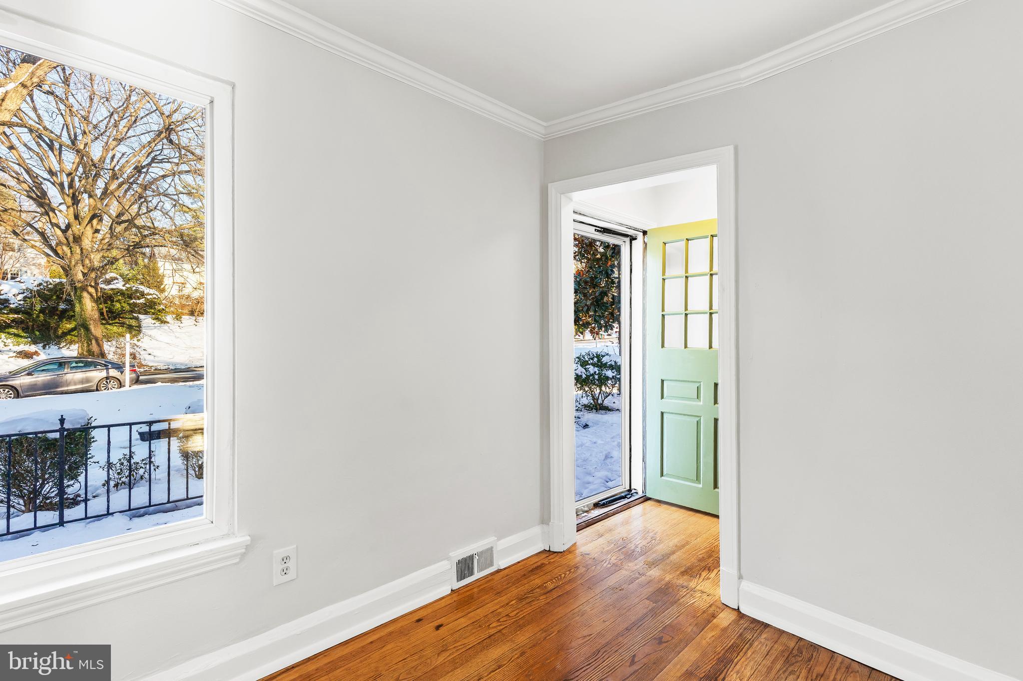 MOUNT WASHINGTON - Residential