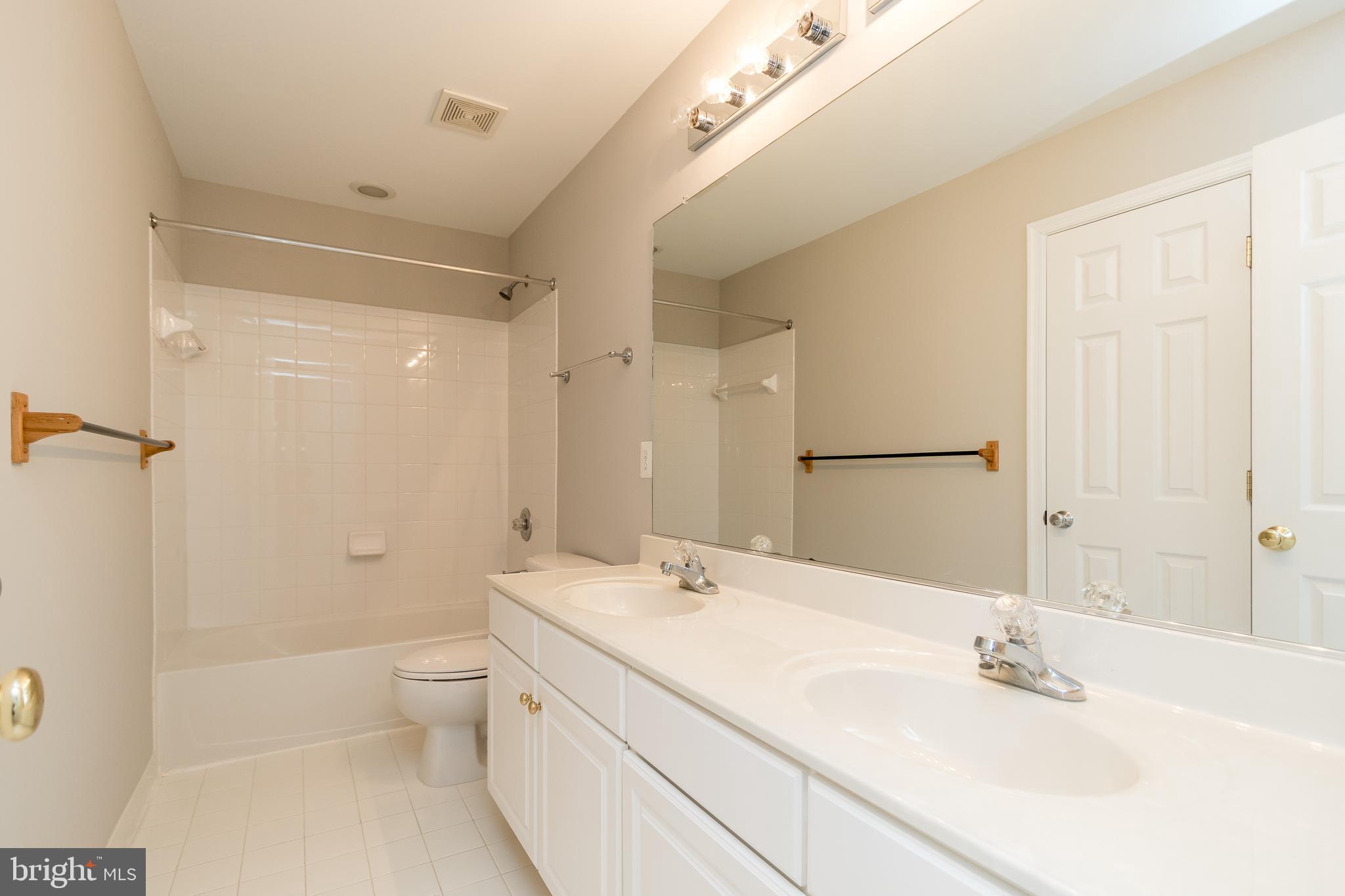 RIPPON LANDING - Residential Lease