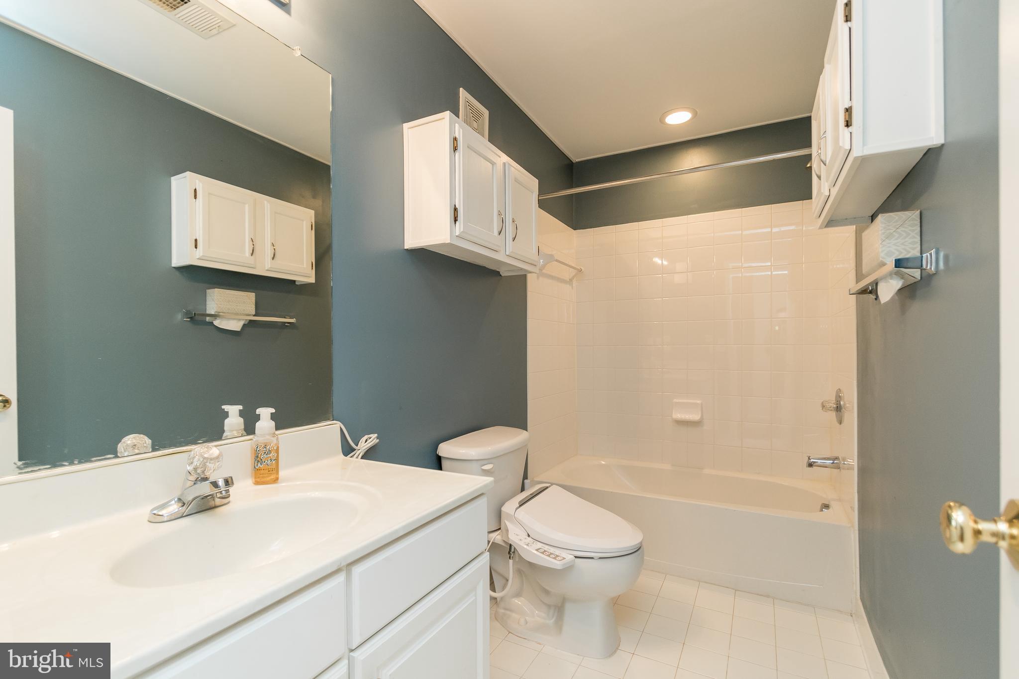 RIPPON LANDING - Residential Lease