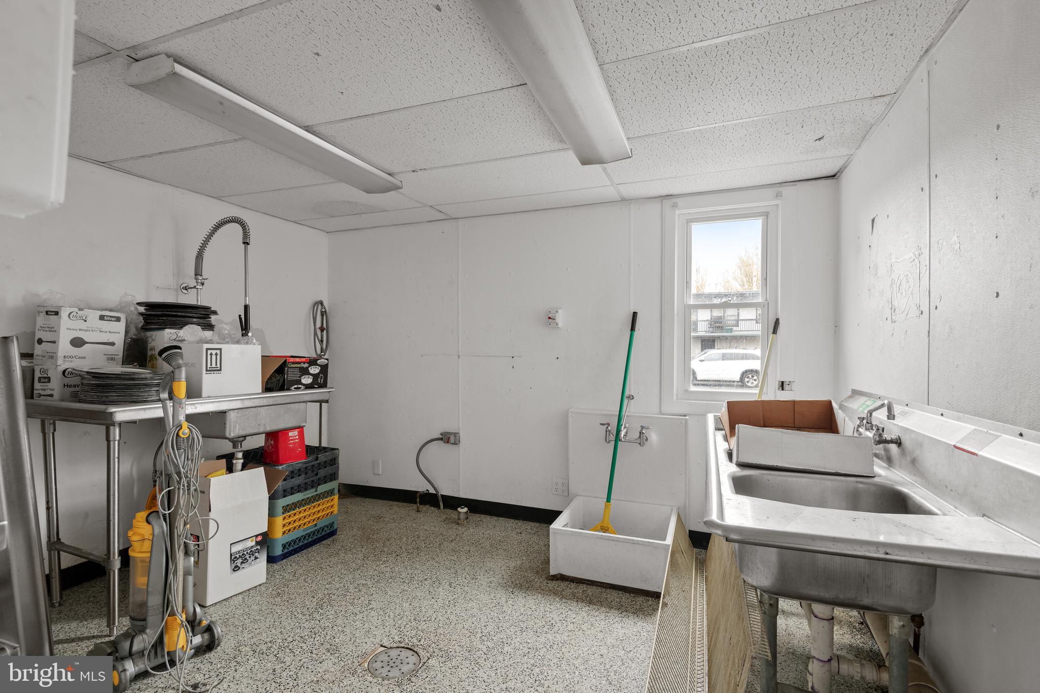 MANHEIM - Commercial Sale