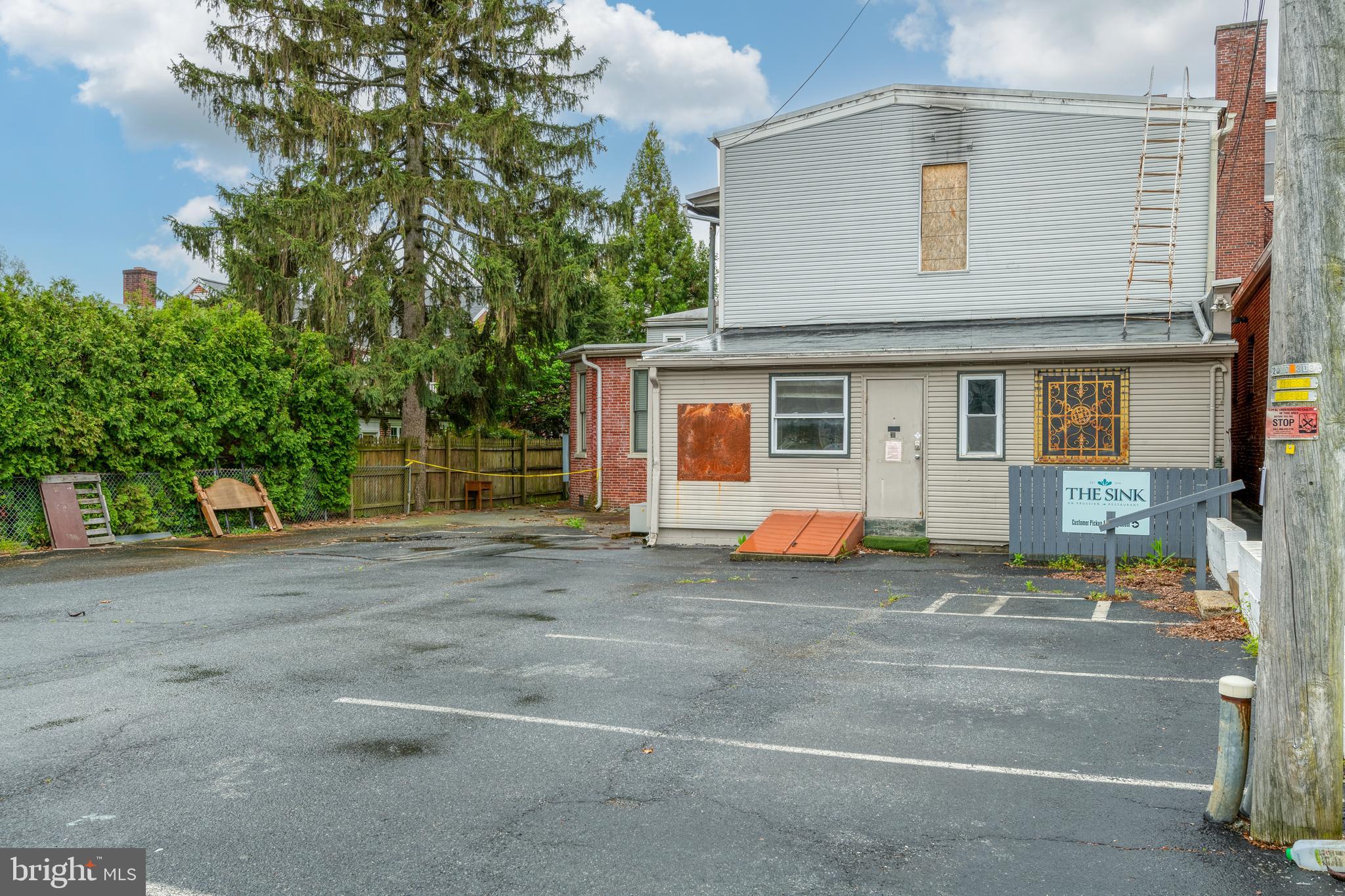 MANHEIM - Commercial Sale