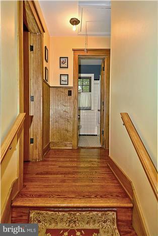 WOODSIDE - Residential