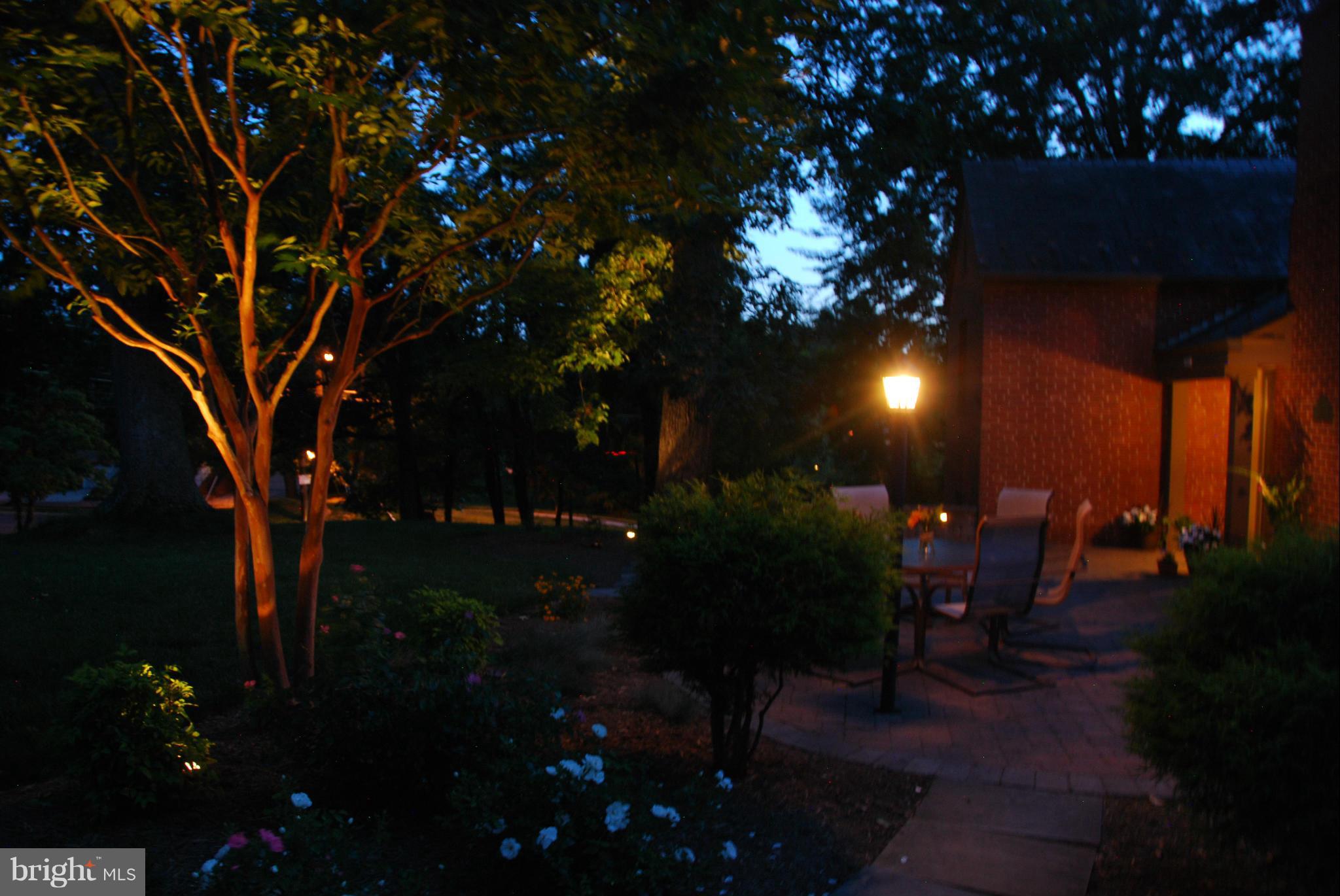 WOODSIDE - Residential