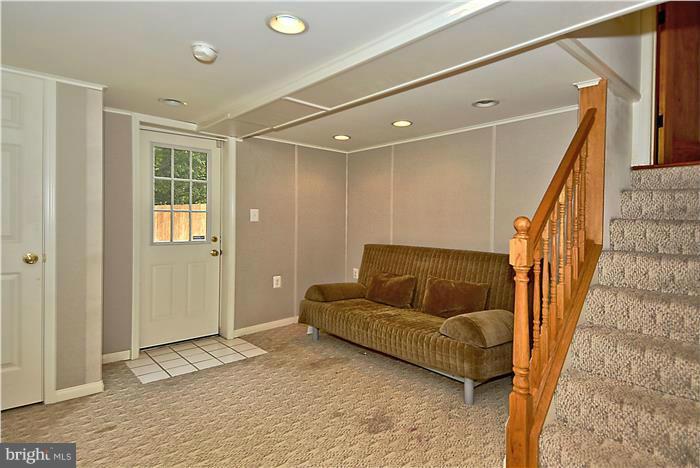 WOODSIDE - Residential