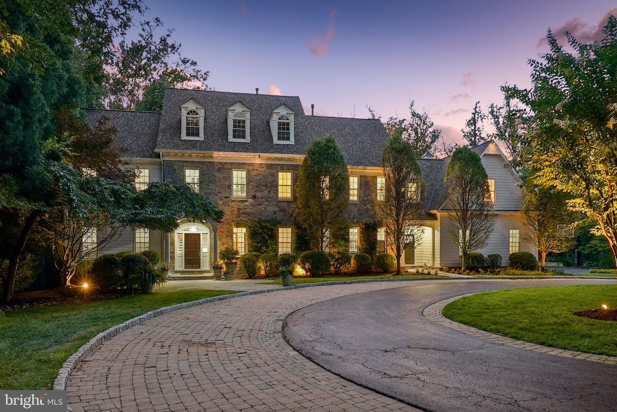 POTOMAC OUTSIDE - Residential