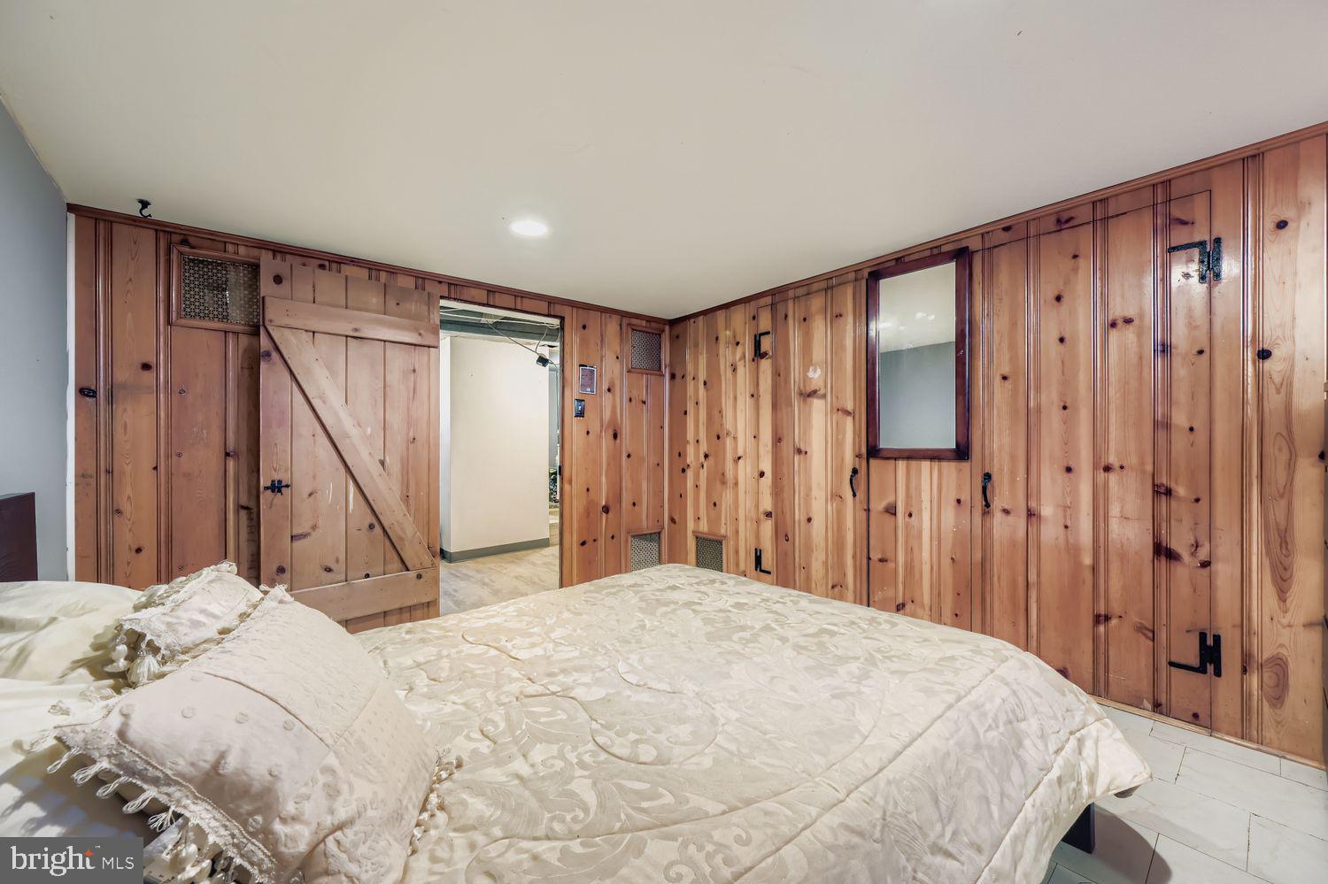 GWYNN OAK - Residential