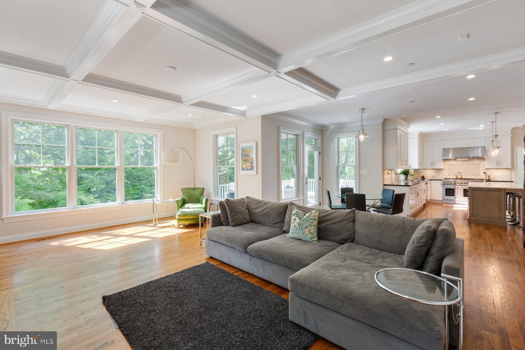 ALTA VISTA - Residential