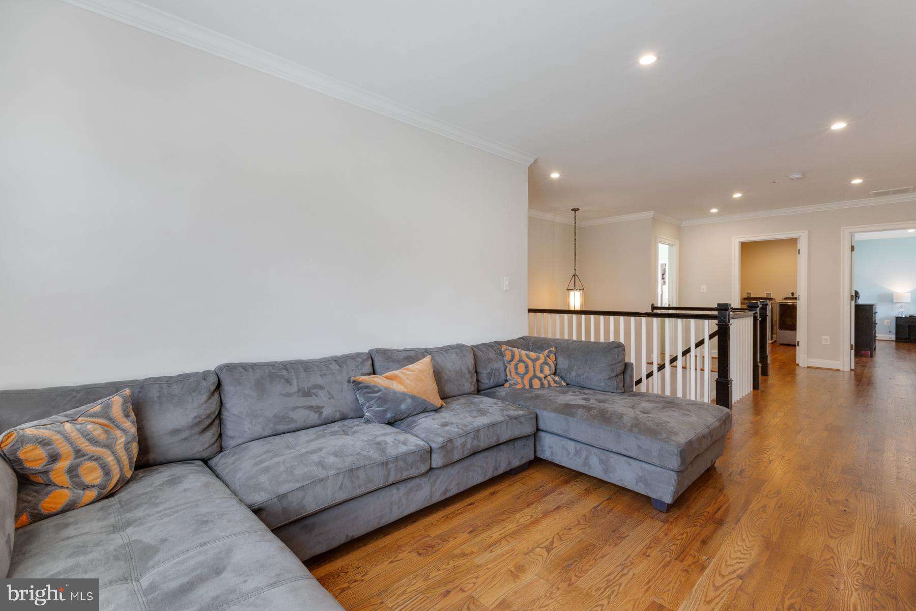 ALTA VISTA - Residential