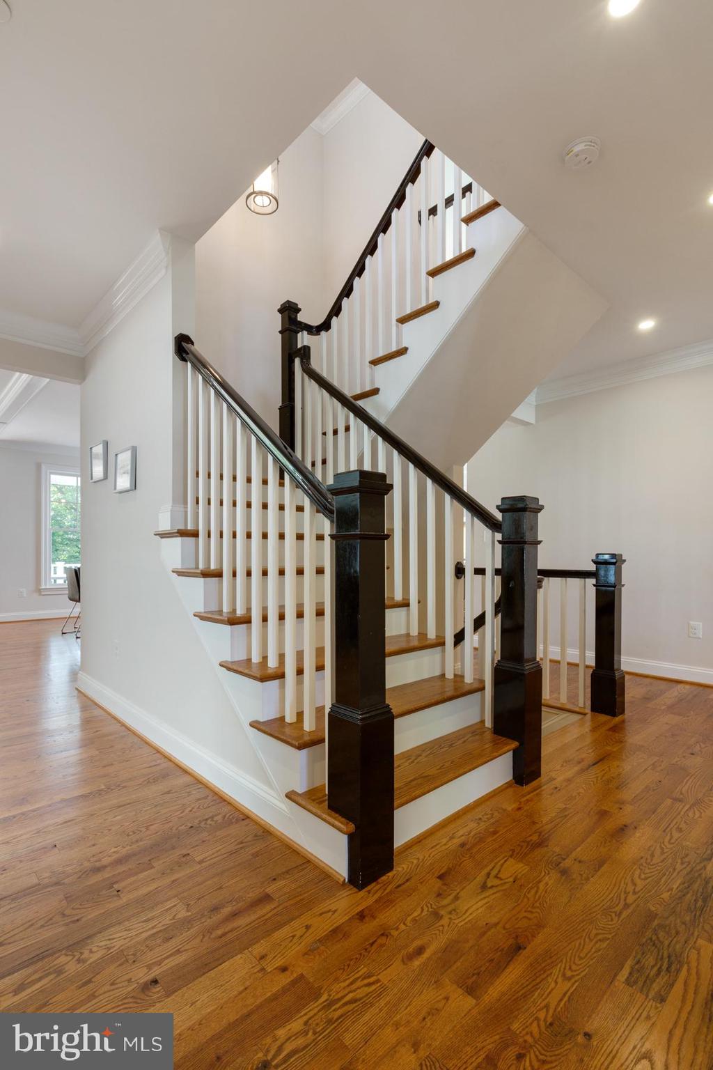 ALTA VISTA - Residential