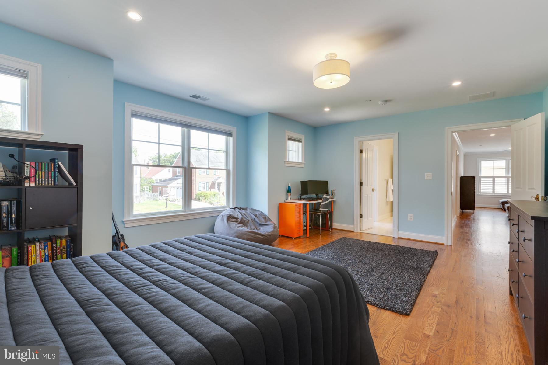 ALTA VISTA - Residential