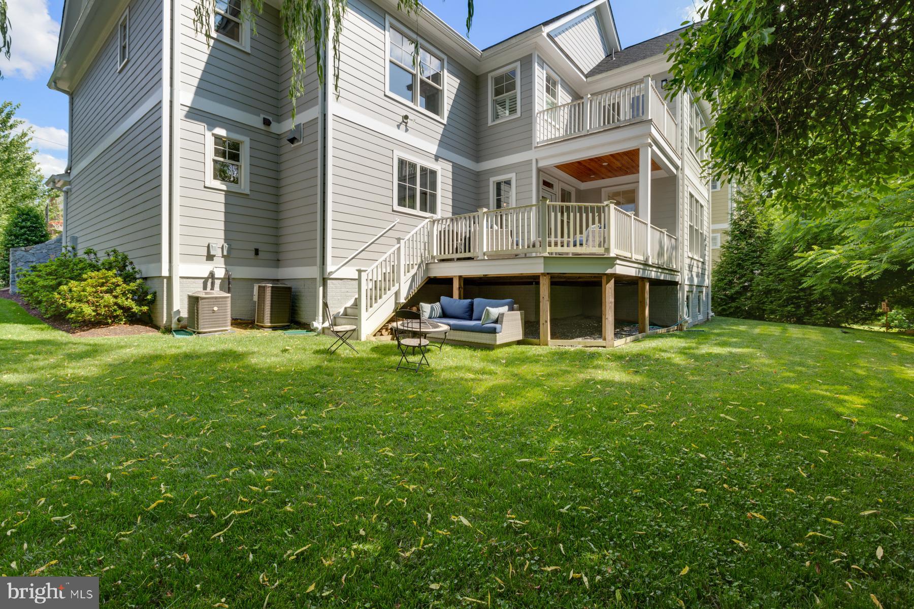 ALTA VISTA - Residential