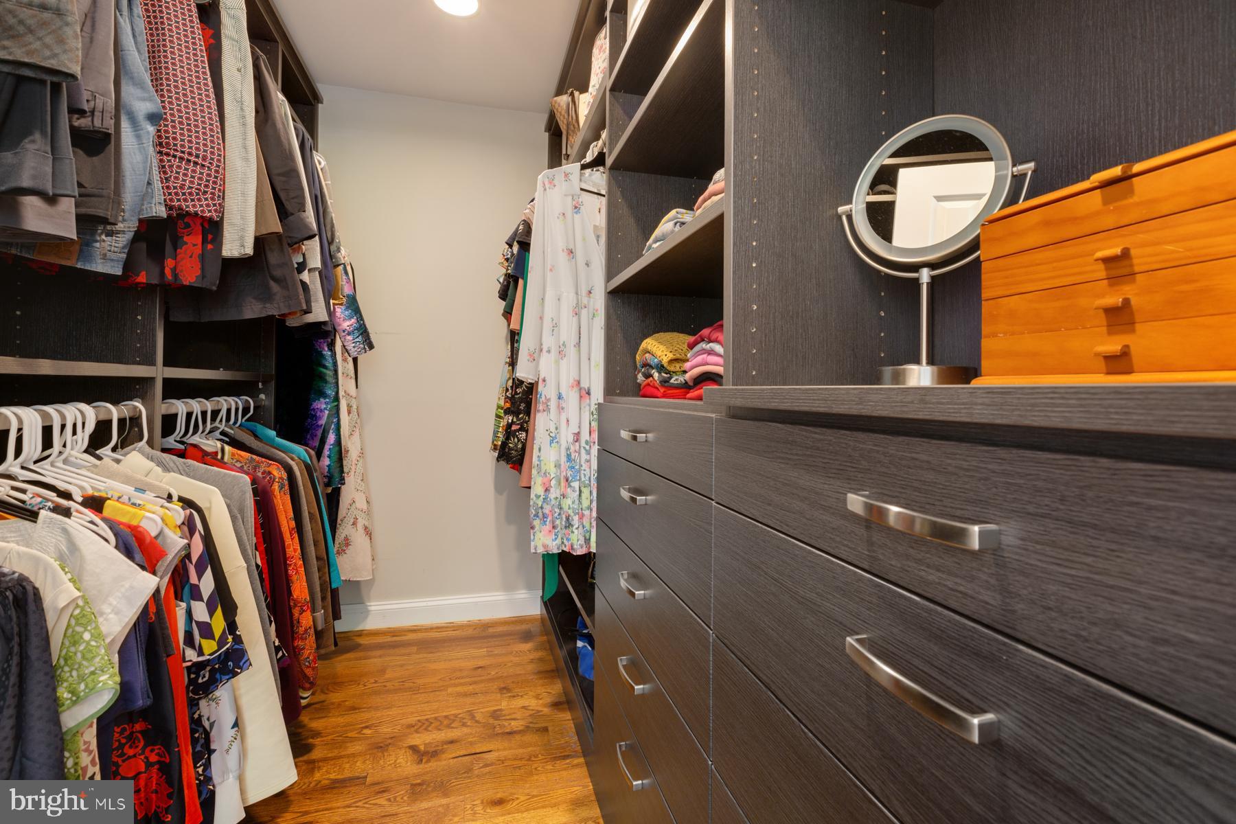 ALTA VISTA - Residential